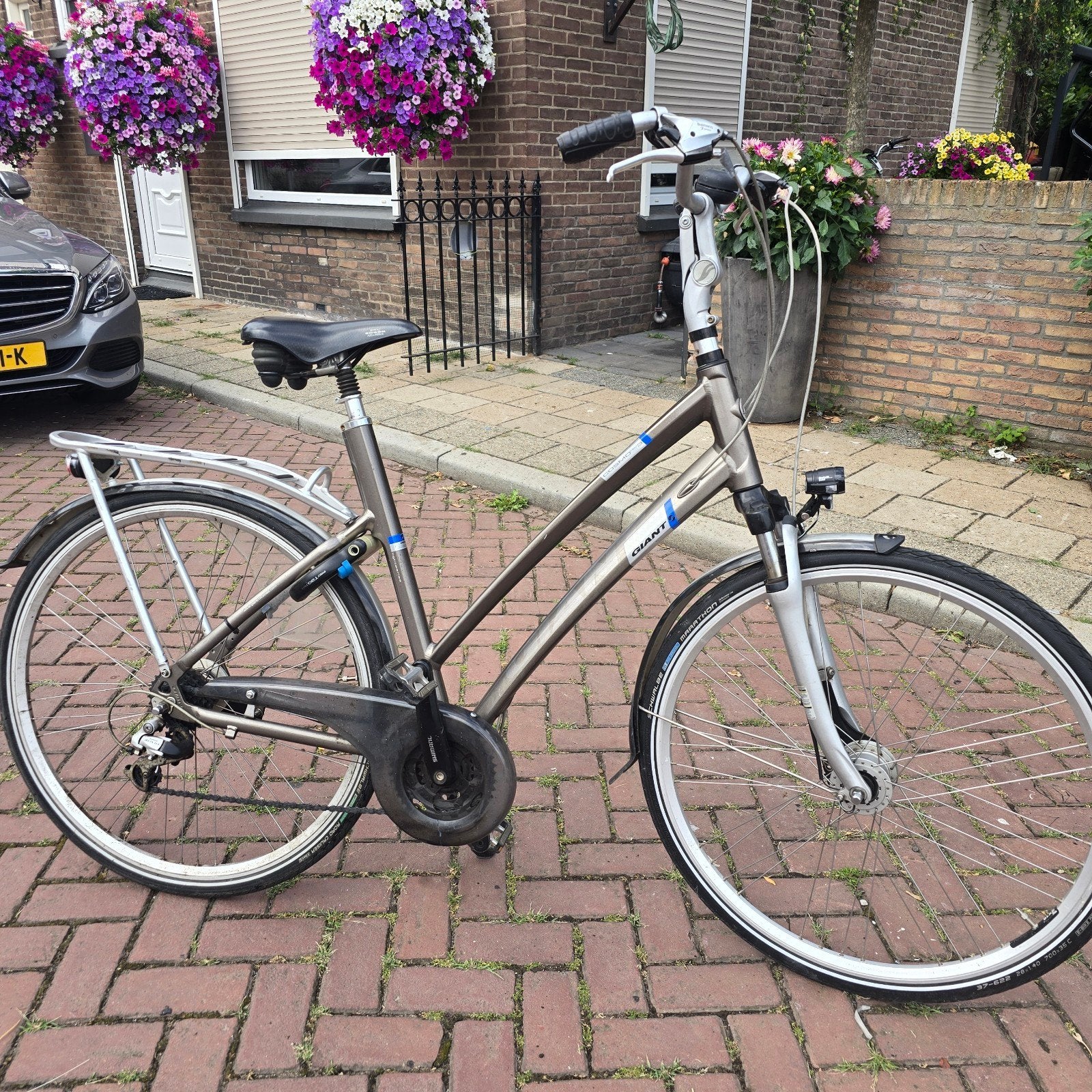 Giant Cosmo RS1 Damesfiets  Hybride Stadsfiets, 50 tot 53 cm, Ophalen, Zo goed als nieuw, Giant