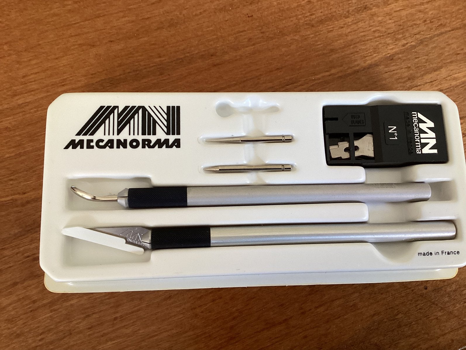 Mecanorma grafisch precisiemes, Burnisher, tips reservemesje, Ophalen of Verzenden, Gebruikt, Gereedschap of Toebehoren