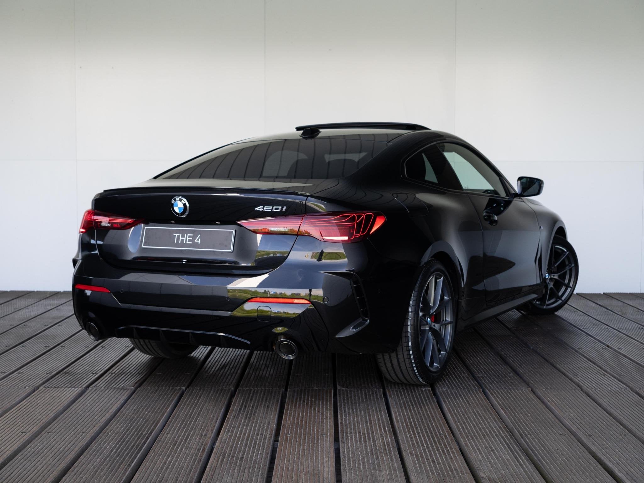BMW 4 Serie Coupé 420i M Sport Pro | Schuif-/kanteldak | Ha, Auto's, Automaat, 1998 cc, Met garantie (alle), 4 stoelen