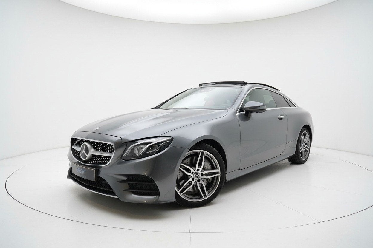 Mercedes-Benz E-klasse Coupé 300 AMG PANO WIDESCREEN 360, Auto's, Automaat, Achterwielaandrijving, 4 cilinders, 4 stoelen