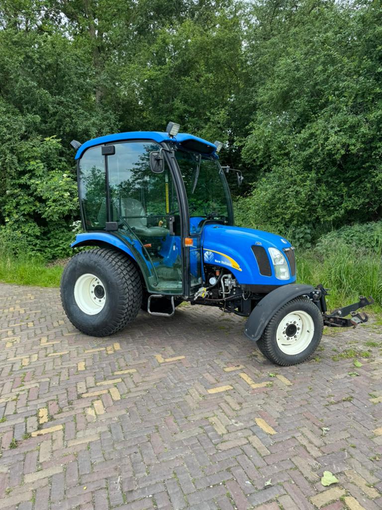 New holland tc27da hst 4wd 1832 uur, Gebruikt, Tot 2500, Ophalen of Verzenden, Tot 80 Pk
