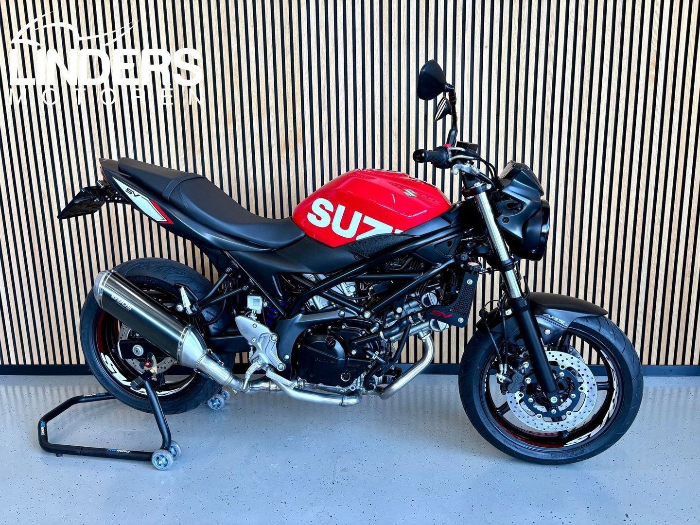 SUZUKI SV650 nieuwe banden / Bos demper (bj 2016), Motorrijbewijs A, Bedrijf, Onbekend, Meer dan 35 kW