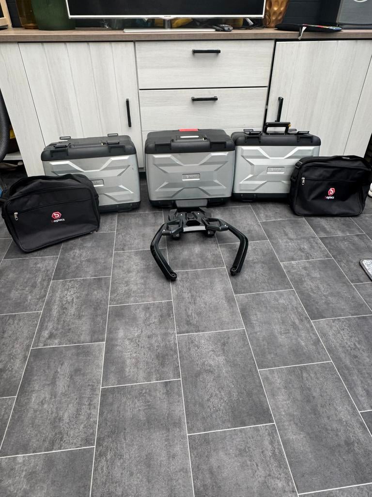 BMW GS Originele Vario Kofferset Compleet, Motoren, Accessoires | Koffers en Tassen, Ophalen, Nieuw