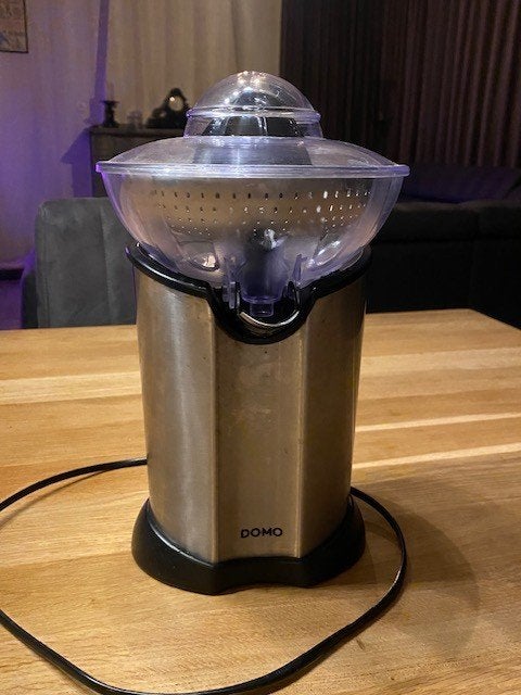 Citruspers van Domo, Ophalen of Verzenden, Gebruikt, Elektrisch, Citruspers