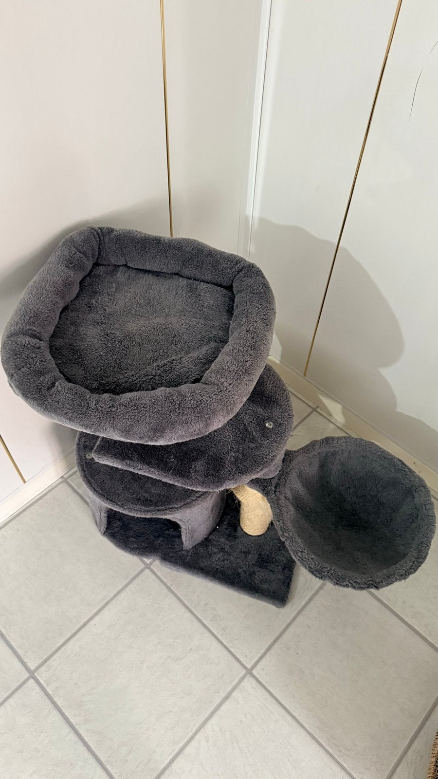 Kattenhuis met krabpaal katten speelgoed, Dieren en Toebehoren, Ophalen, Krabpaal