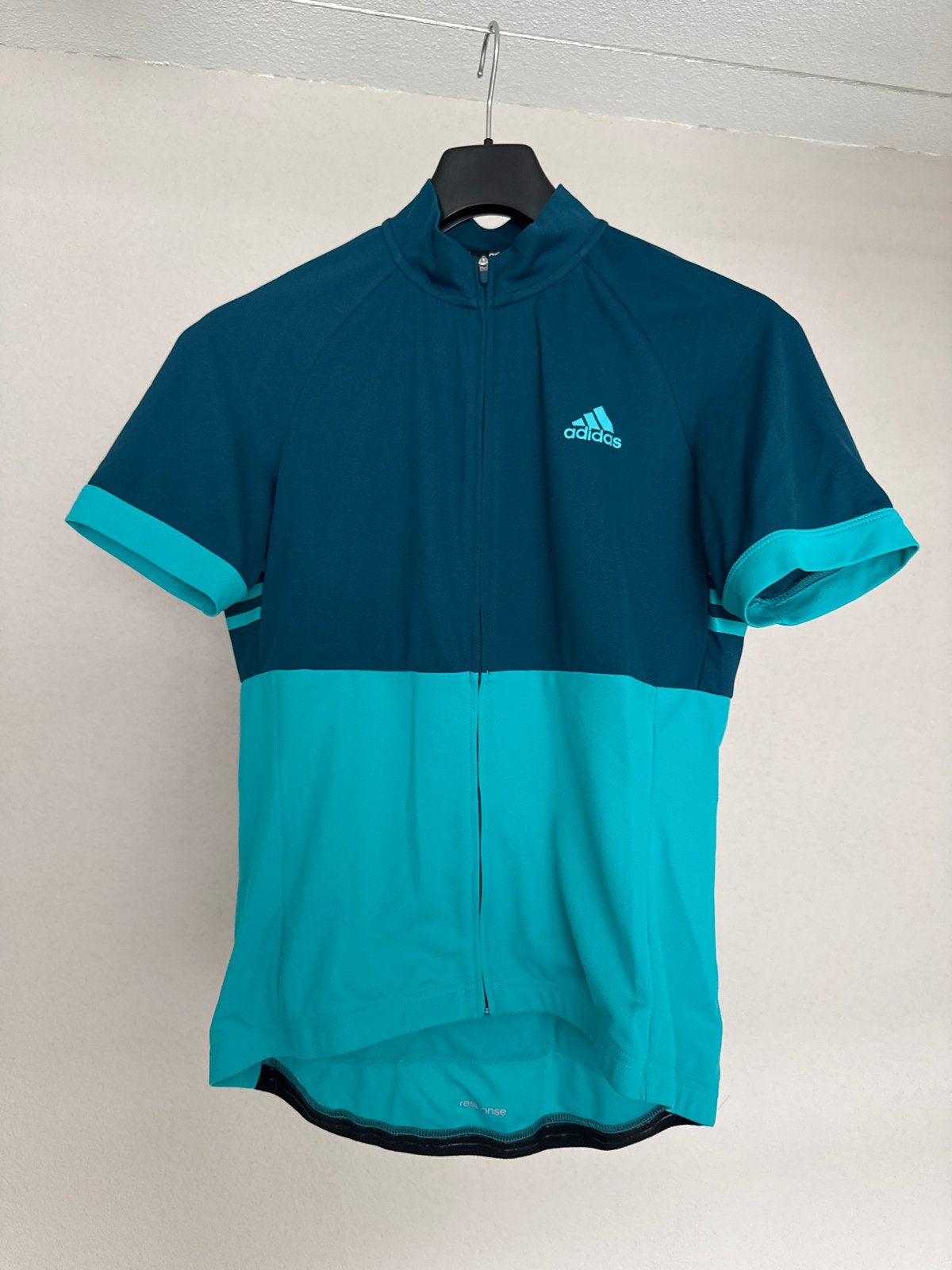 Adidas fiets shirt dames - Maat 42-44, Blauw, Maat 42/44 (L), Ophalen of Verzenden, Zo goed als nieuw