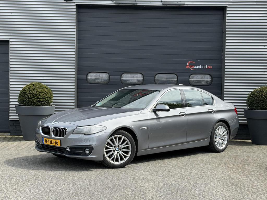 BMW 5-serie 520i Last Minute Edition | Navigatie | Xenon | C, Achterwielaandrijving, Gebruikt, 4 cilinders, 2000 kg