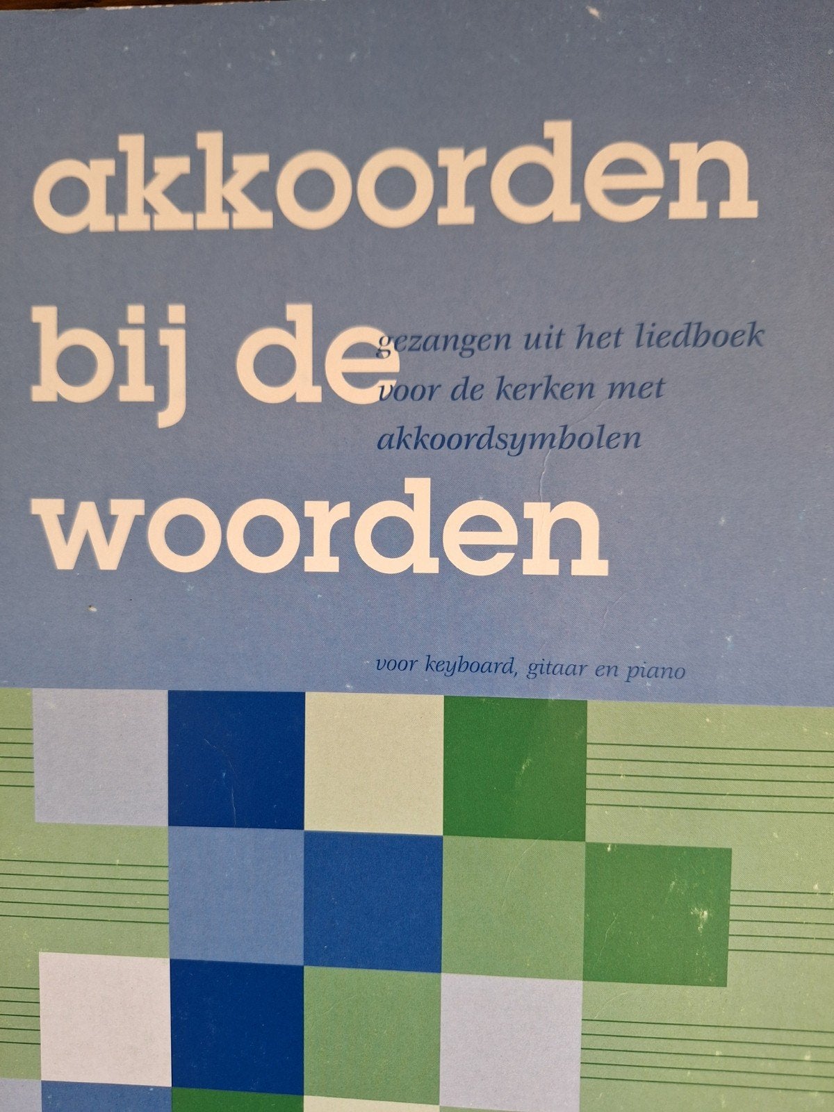 Akkoorden bij woorden, Boeken, Ophalen of Verzenden, Gelezen