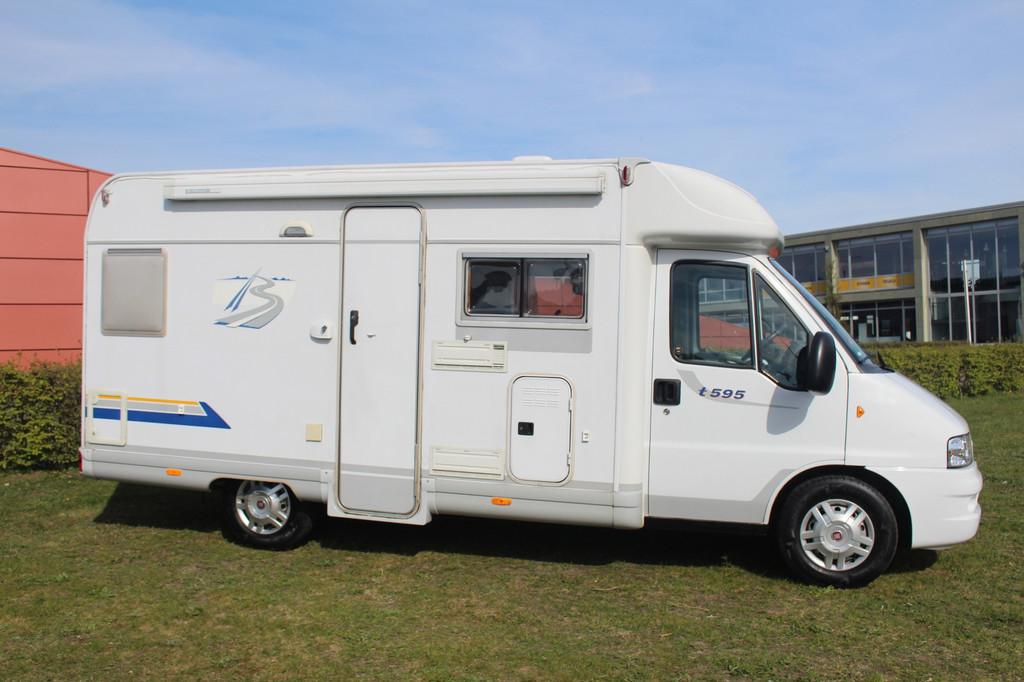 Burstner t595 106 PK, Groot vast bed, Nieuwe distributie., Bedrijf, Bürstner, 5 tot 6 meter, Half-integraal