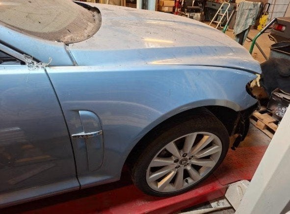 Voorscherm Rechts Jaguar XF 2010, Ophalen