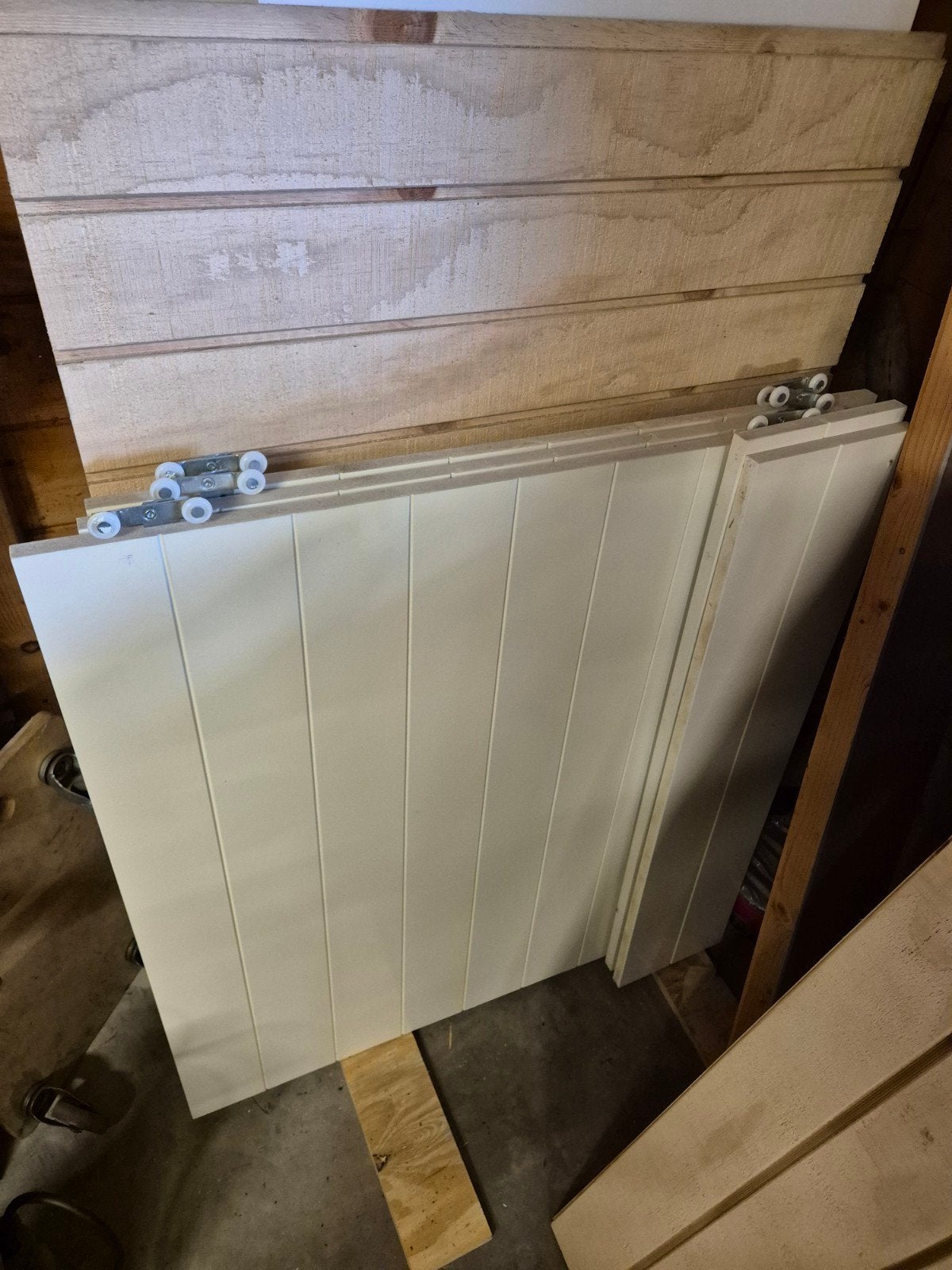 3 Witte schuifdeurtjes,  met rails en handgreep, Kunststof, Gebruikt, 80 tot 100 cm, Binnendeur
