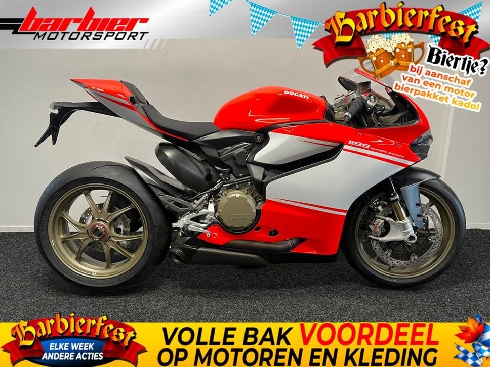 ⭐️⭐Ducati 1199 SUPERLEGGERA (bj 2014)⭐️⭐, Motoren, 2 cilinders, 1199 cc, Motorrijbewijs A, Bedrijf