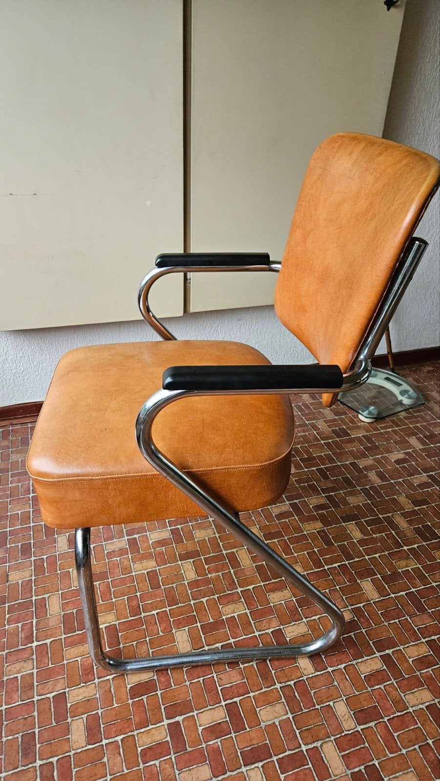 2 Gispen Paul Schuitema paperclip stoelen D3-fana, Ophalen