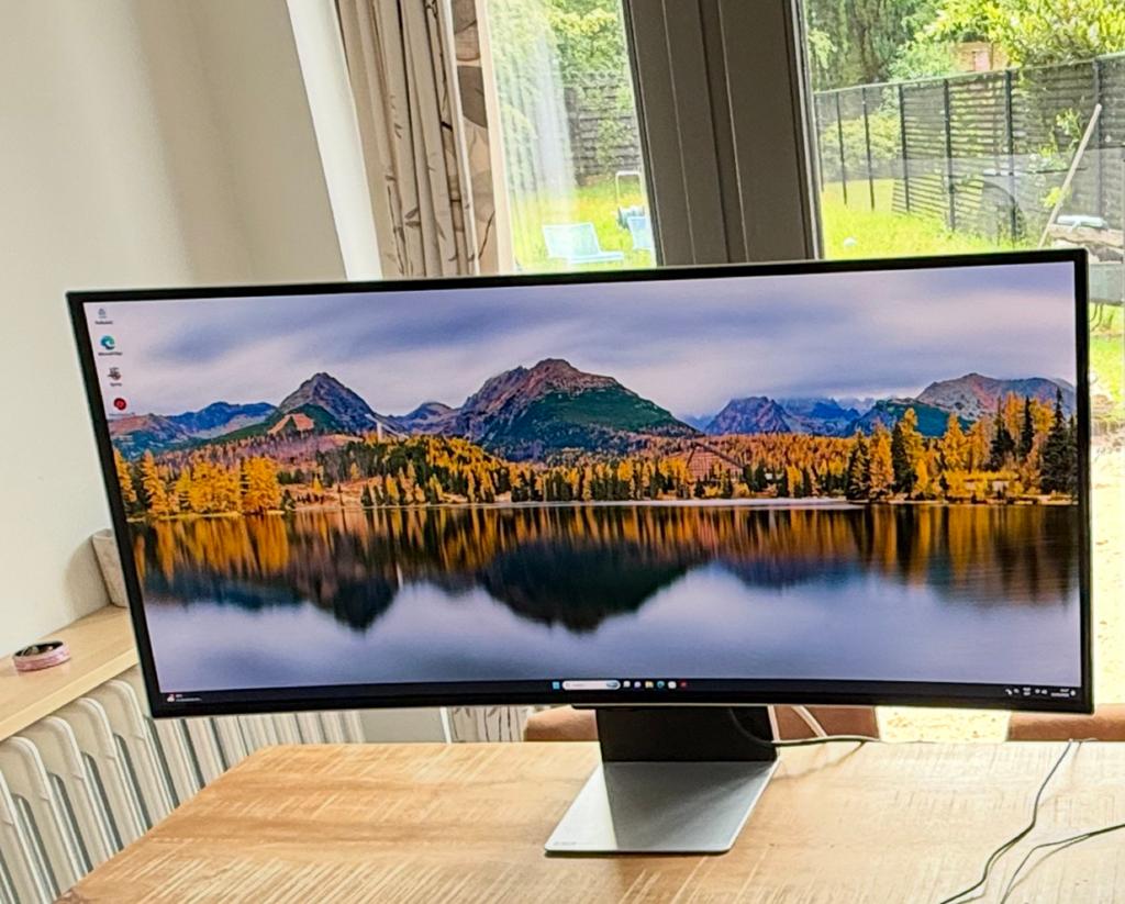 Samsung 34 inch OLED MONITOR met wifi en remote , 175hz 0,03, Ophalen, Zo goed als nieuw, Quad HD (2K), Overige typen