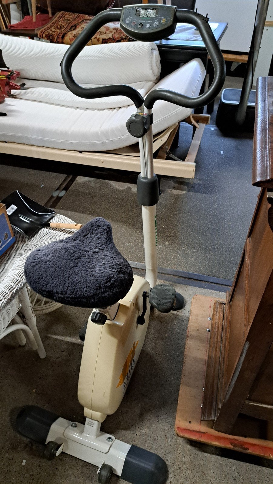 Tunturi F300 ComfortCycle Hometrainer - Beschadigd wel funct, Ophalen, Gebruikt, Metaal, Benen