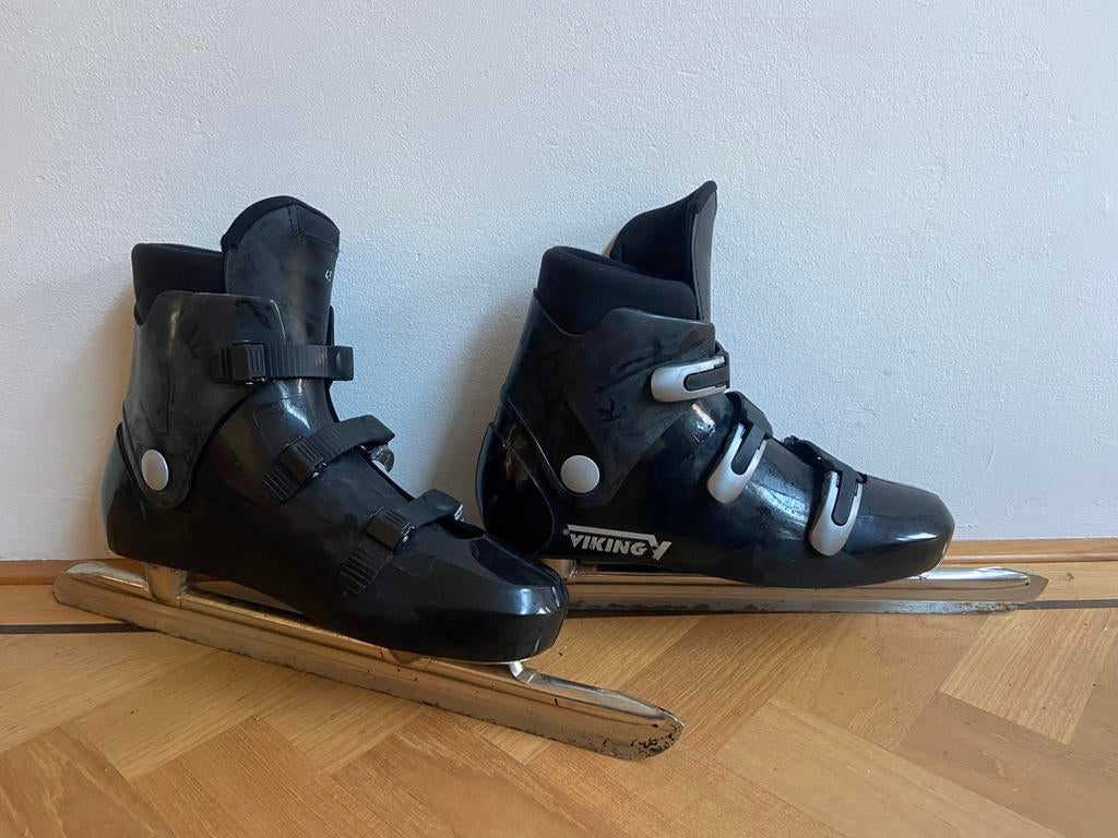 Viking Noren schaatsen, harde schoen, maat 43, Sport en Fitness, Schaatsen, Ophalen of Verzenden, Zo goed als nieuw, Noren, Viking