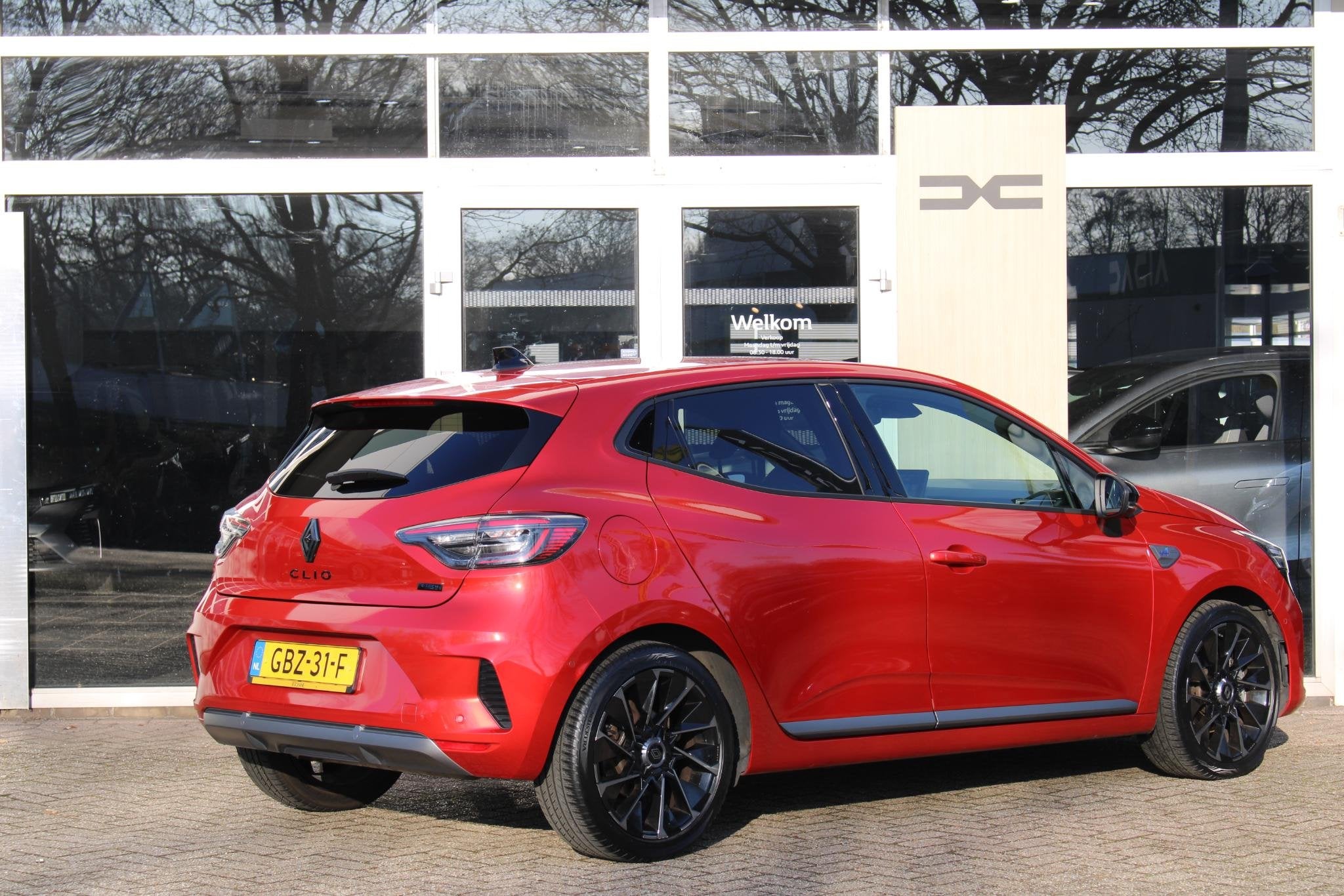 Renault Clio 1.6 E-Tech Full Hybrid 145 esprit Alpine | 360, Auto's, Gebruikt, Met garantie (alle), Leder en Stof, 23 km/l