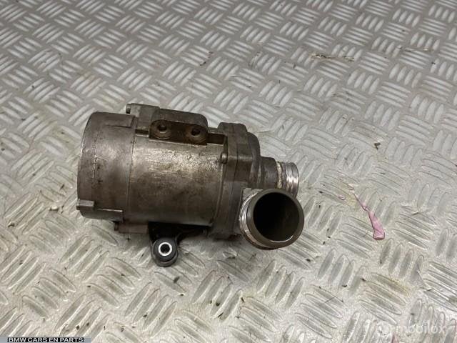 Waterpomp BMW 5-serie F10  F11 n53 f35 n53 elektrisch, Gebruikt, Partnerportal@bmw.de, Bmw, Ophalen of Verzenden
