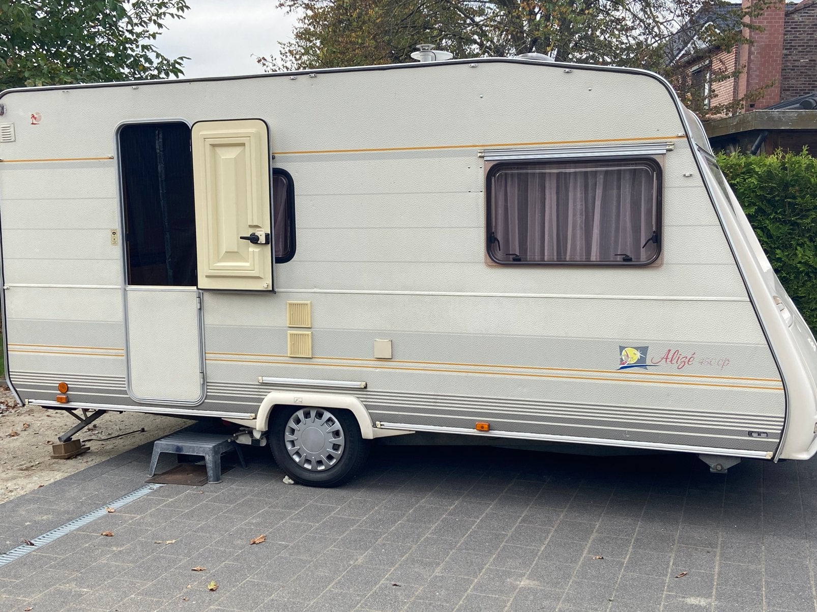 Caravan sterckeman, Ophalen