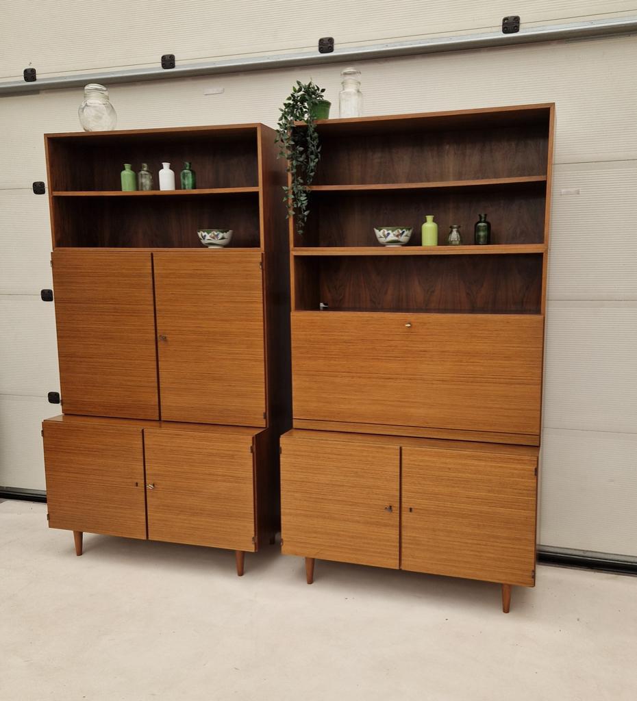 Twee vintage wandkasten bestaande uit drie delen, 110cm, Ophalen, Met deur(en), ., .