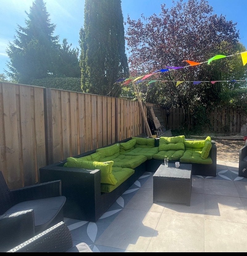Wicker loungeset met groene kussens, Ophalen, Gebruikt, 6 zitplaatsen, Loungeset