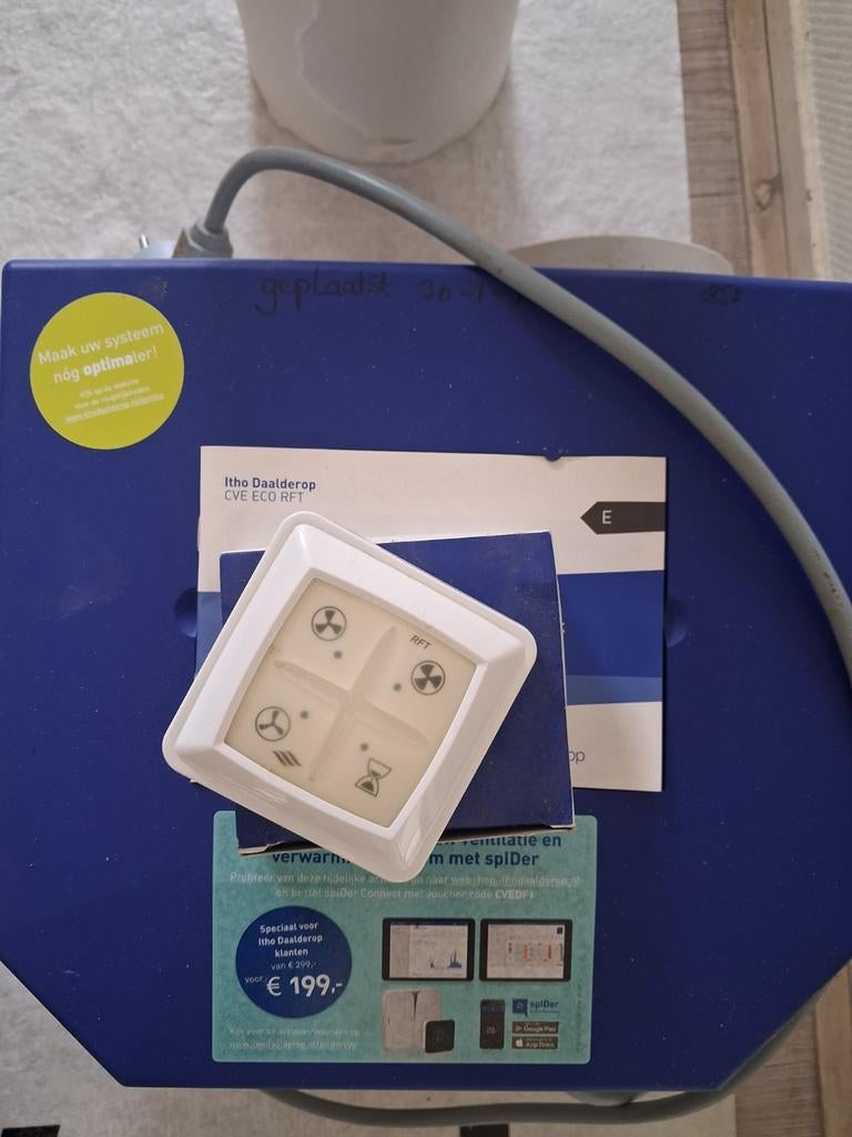 Itho ventilatie box met draadloze afstandsbediening., Ophalen of Verzenden, Gebruikt, Afzuiger