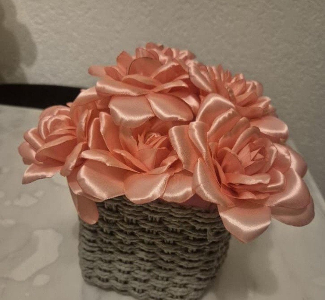 Handgemaakt kunstbloemstuk in mandje, Binnen, Roze, Handgemaakt, Nieuw