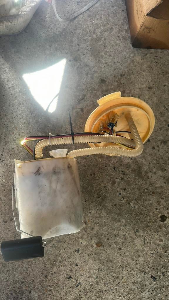 Brandstofpomp mercedes a2474706403, Auto-onderdelen, Ophalen of Verzenden