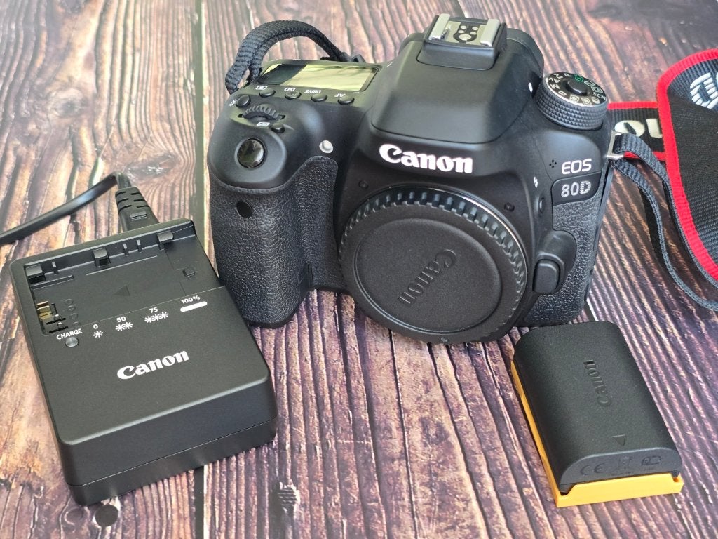 Canon EOS 80D Body – slechts 12.000 clicks, Spiegelreflex, Canon, Ophalen of Verzenden, Zo goed als nieuw