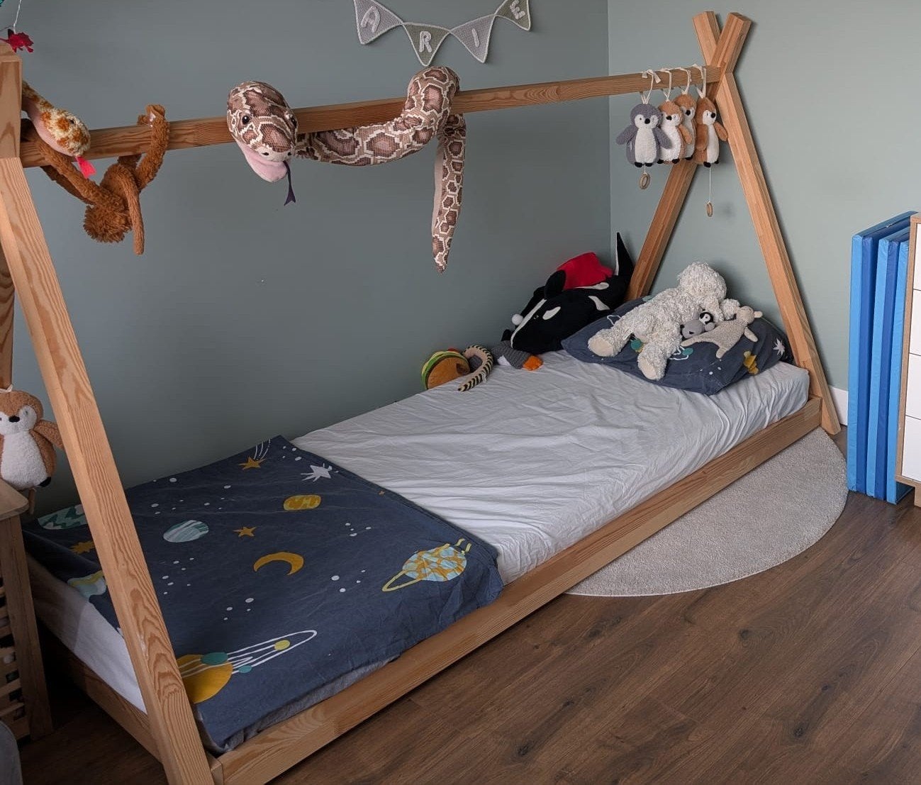 Tipi bed 200x90 gratis, Kinderen en Baby's, Ophalen, 85 tot 100 cm, Gebruikt, Matras