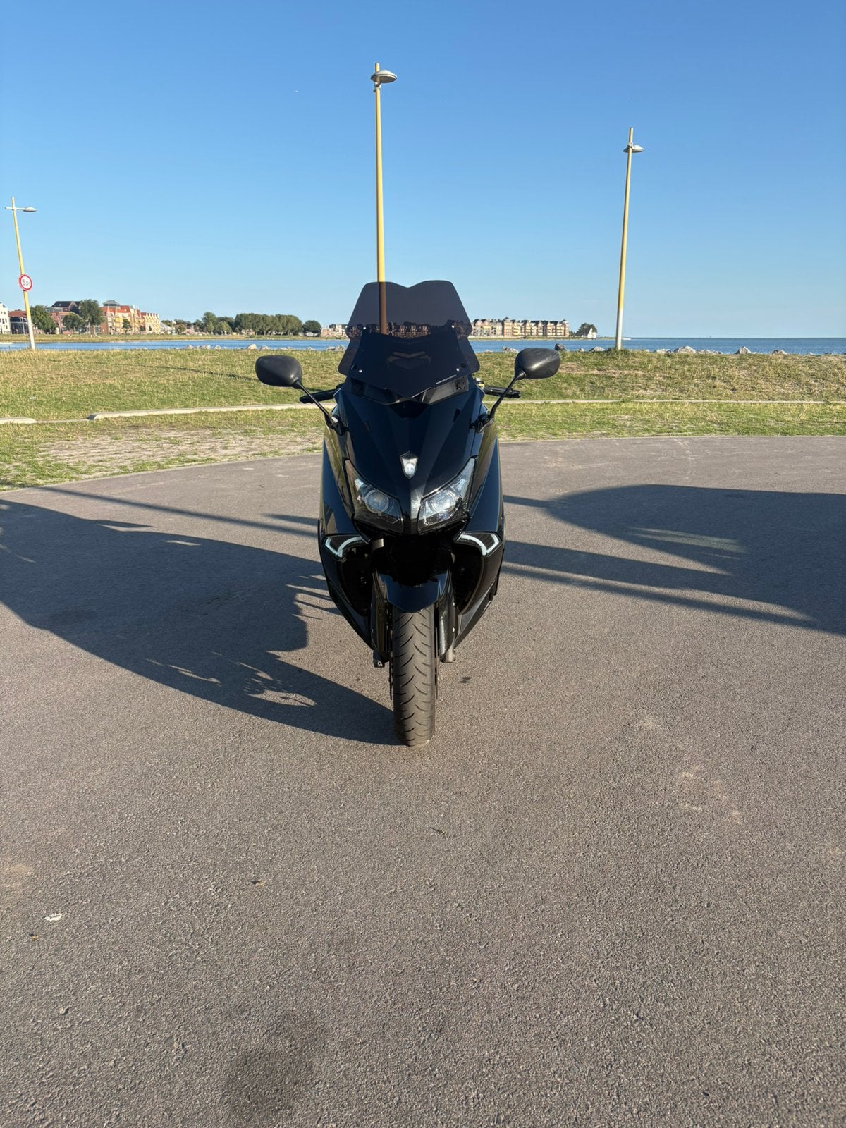 Yamaha T-Max 530, Motoren, Ophalen, Nieuw