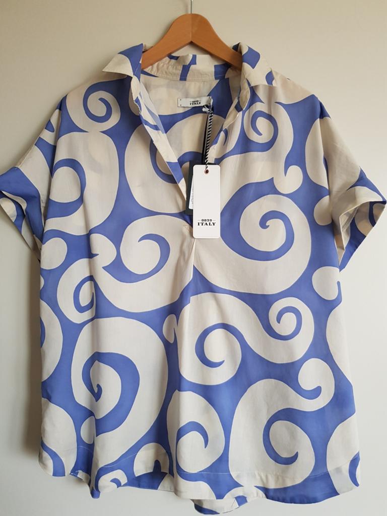 0039 Italy lavendelblauw beige katoenen blouse maat L NIEUW, Kleding | Dames, Blouses en Tunieken, Blauw, Maat 42/44 (L), Nieuw
