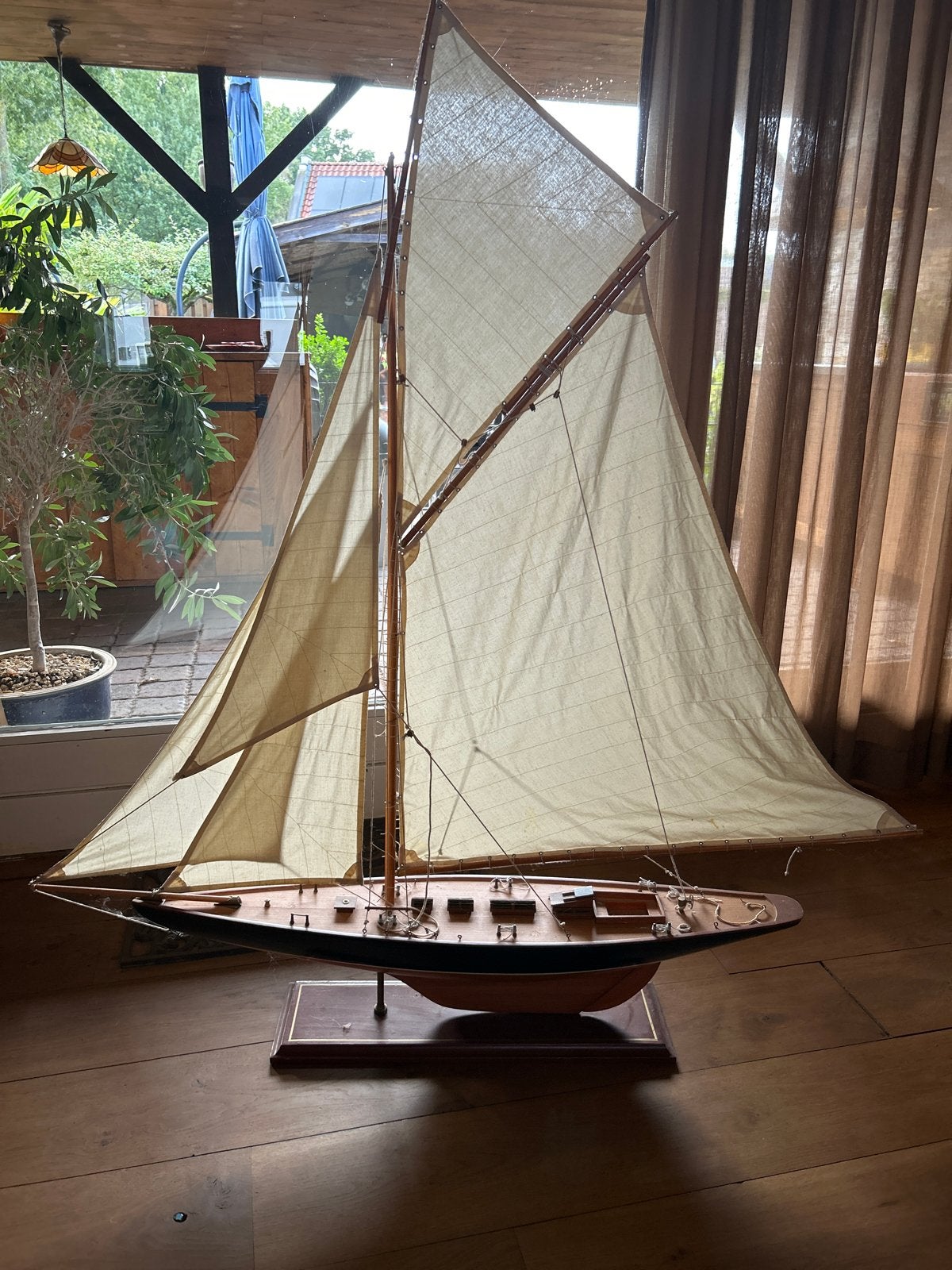 Prachtig handgemaakt scheepsmodel van een zeiljacht, Hobby en Vrije tijd, Modelbouw | Boten en Schepen, Ophalen, Gebruikt, Groter dan 1:32