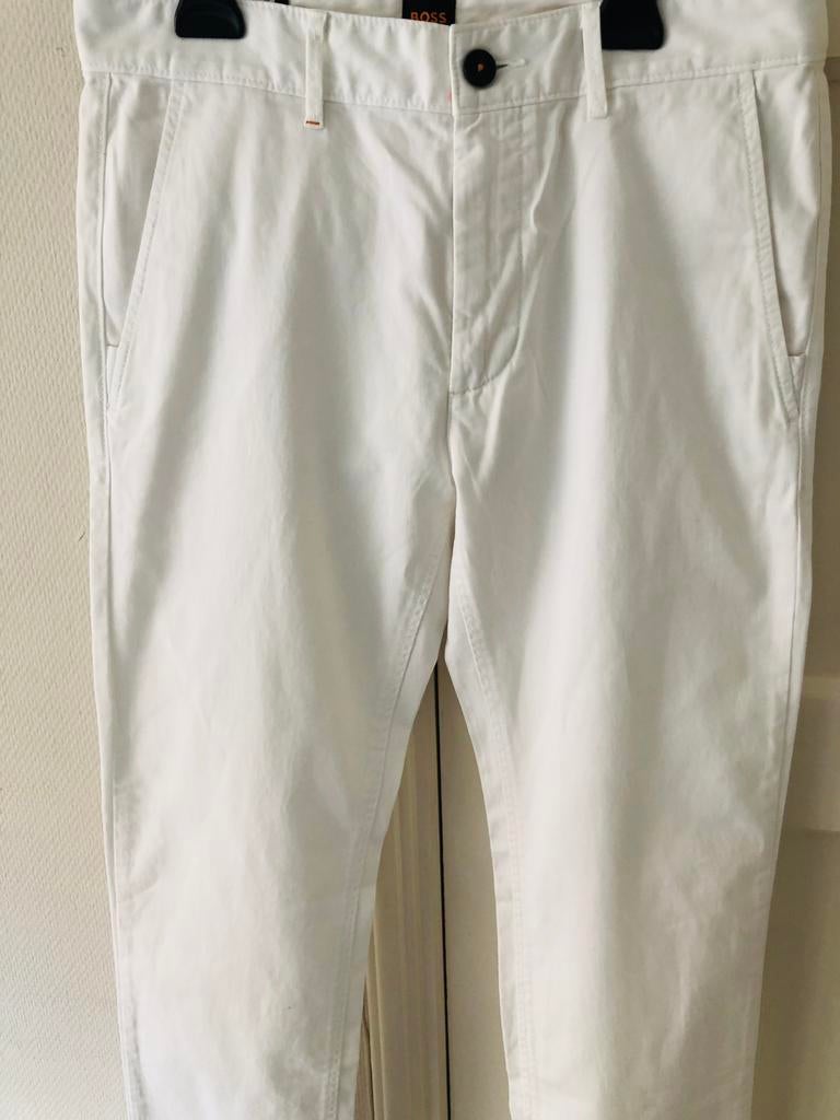 Te koop: nieuwe broek, Hugo Boss, wit, maat 46, Kleding | Heren, Ophalen of Verzenden, Nieuw, Maat 46 (S) of kleiner, Wit