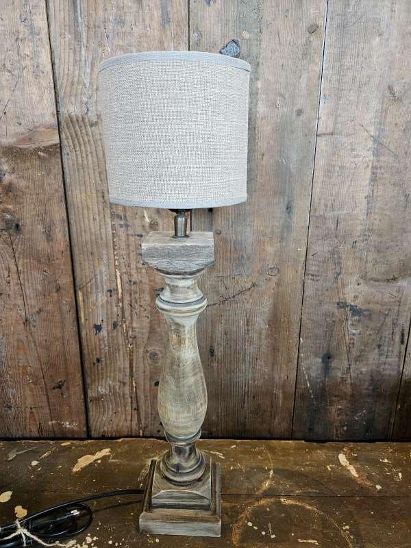 stoere lampenvoet ``WOONWINKEL RUSTIEK``, Huis en Inrichting, Nieuw, Ophalen of Verzenden, Schemerlamp, Landelijk