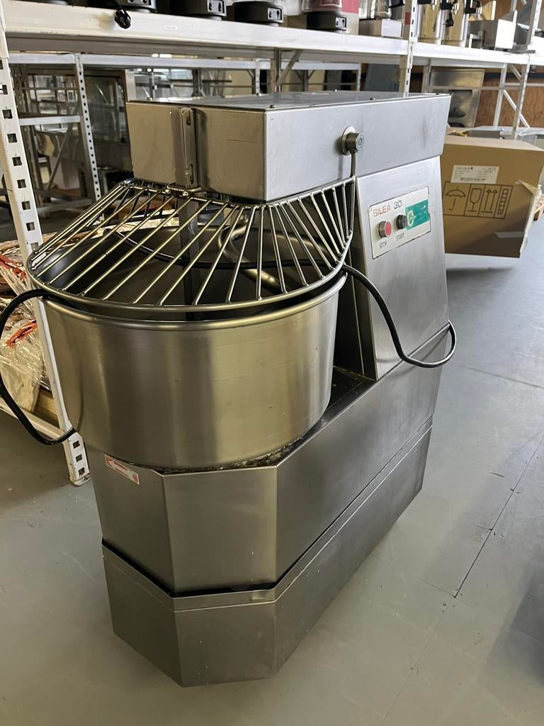 Silea 30 Spiral mixer WEG=WEG €1000, Ophalen of Verzenden, Overige typen
