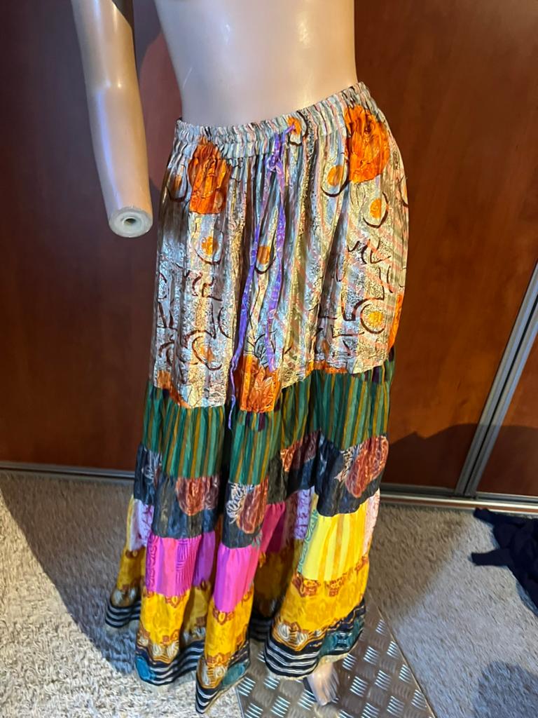 Ibiza style rok met zijde maat m NIEUW 1 keer gedragen, Kleding | Dames, Rokken, Maat 38/40 (M), Overige kleuren, Ophalen of Verzenden