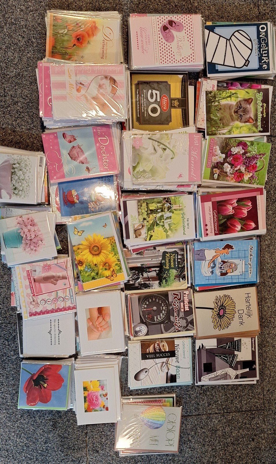 Doos met ca 700 wenskaarten!, Ophalen of Verzenden