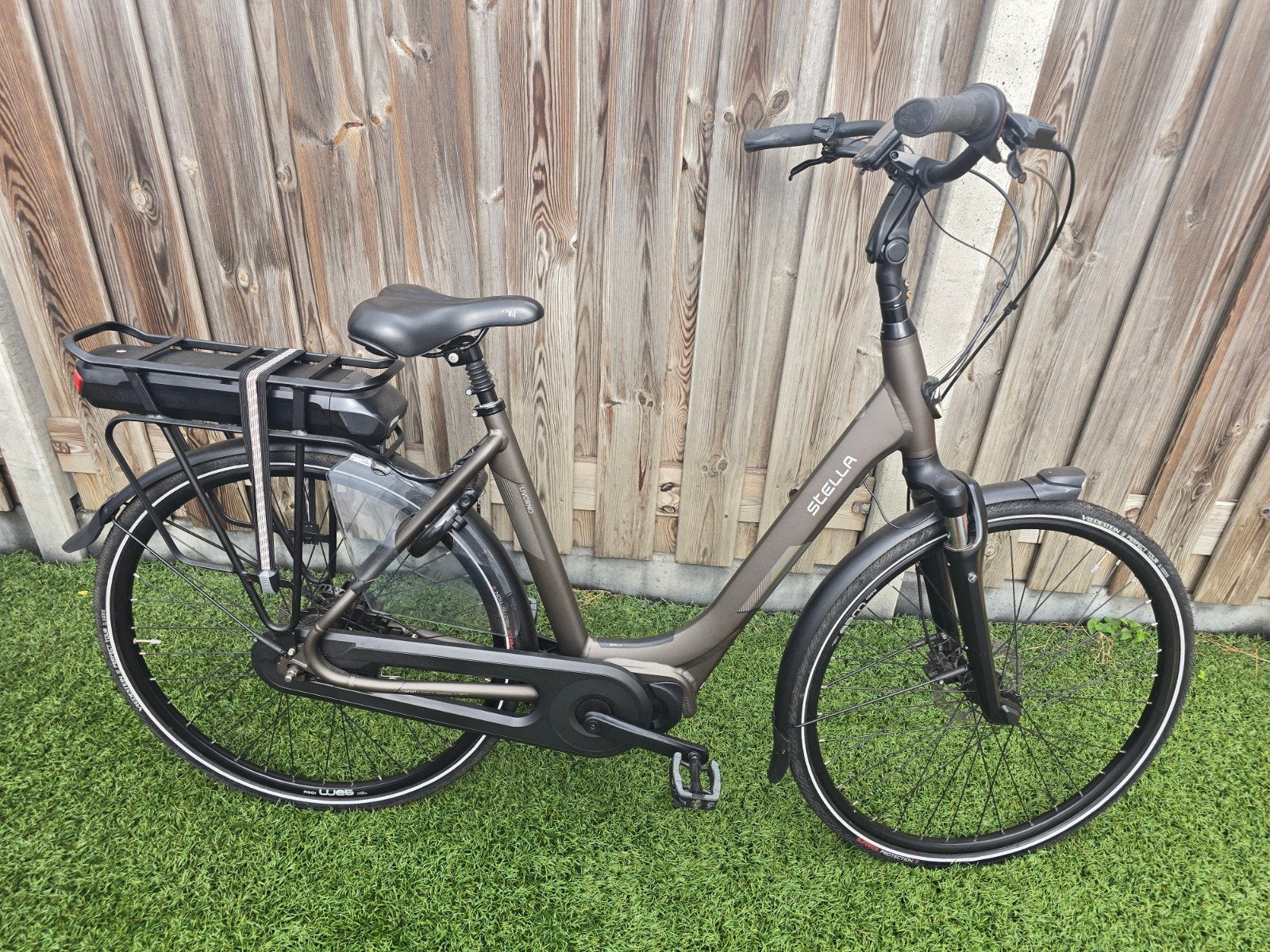 Foto 15 van Prachtige Stella Livorno StoneGrey MDS Superior M 500W ZGAN!
