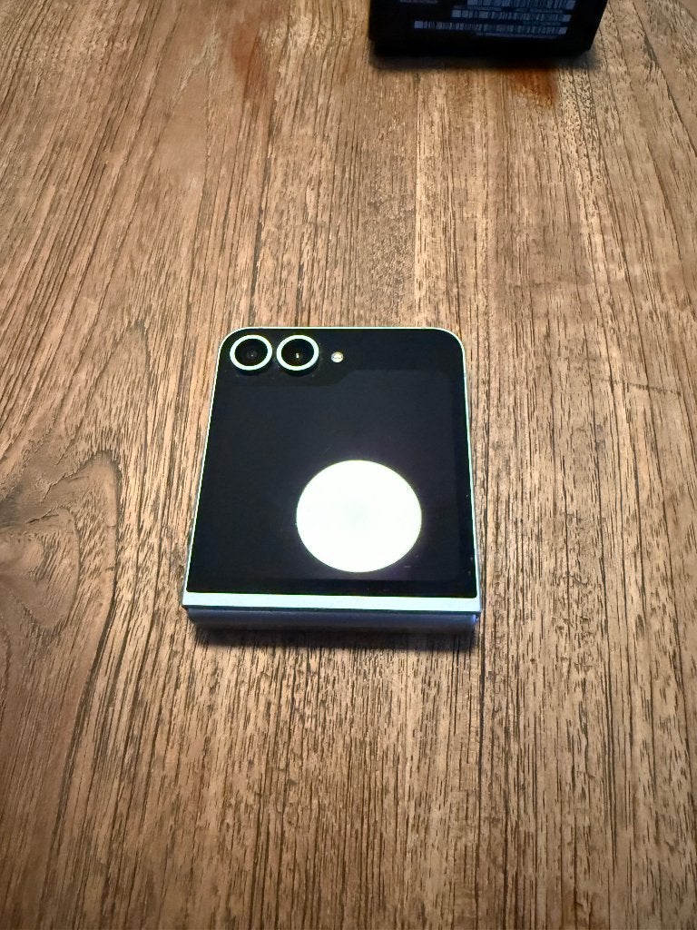Samsung Galaxy Z Flip  6 met doos en USB-C kabel, Blauw, Touchscreen, Ophalen of Verzenden, Zo goed als nieuw