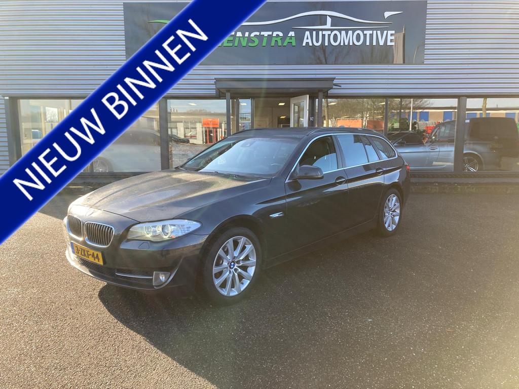 BMW 5 Serie Touring 523i High Executive | 204 PK | Panoramad, Auto's, Euro 5, Achterwielaandrijving, Gebruikt, Zwart