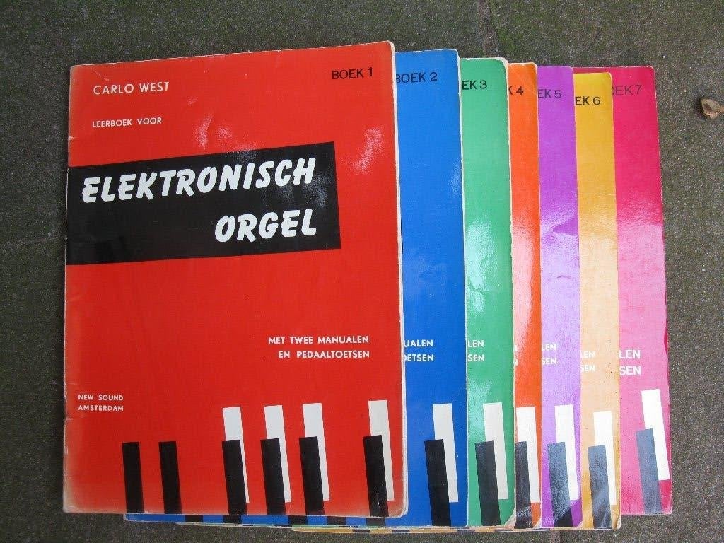 Bladmuziek electronisch orgel keyboard Carlo west 7 x, Muziek en Instrumenten, Orgel, Gebruikt, Ophalen of Verzenden, Artiest of Componist