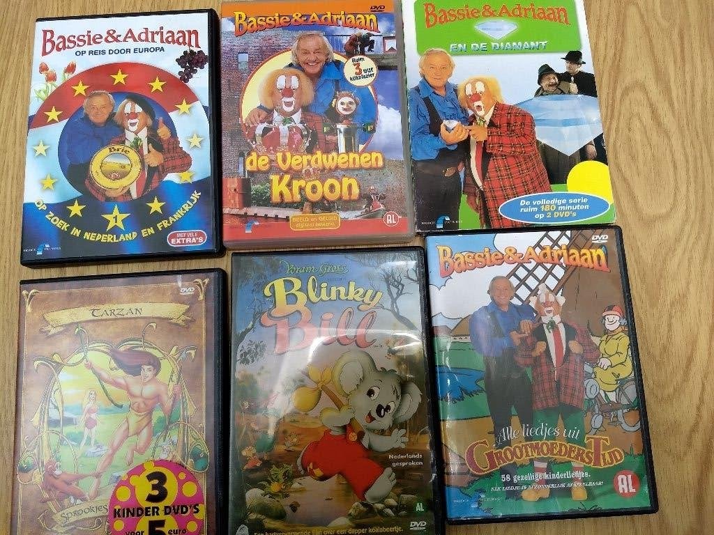 Drie DVD's, Tarzan, Billy Bill en Flipper, Alle leeftijden, Ophalen of Verzenden, Gebruikt