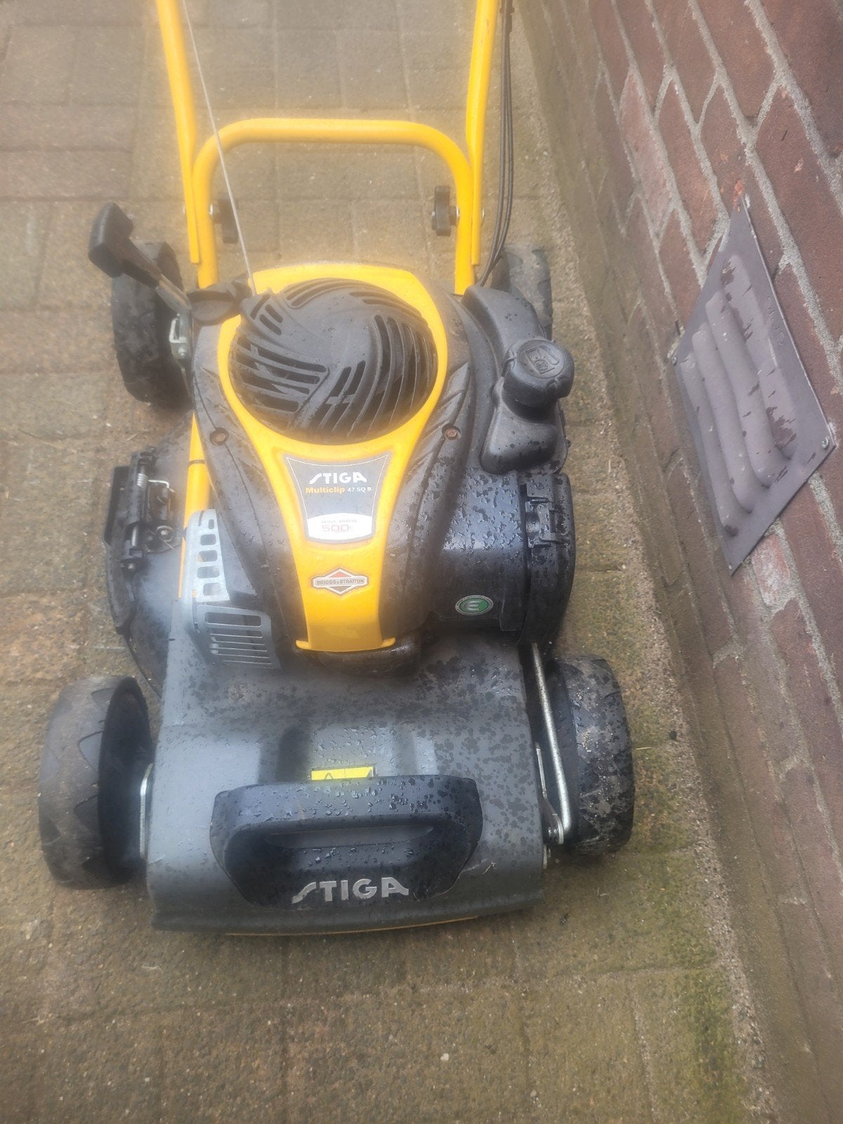 Stiga Combi 48 SQ Benzine Grasmaaier, Ophalen, Cirkelmaaier, Gebruikt, Stiga