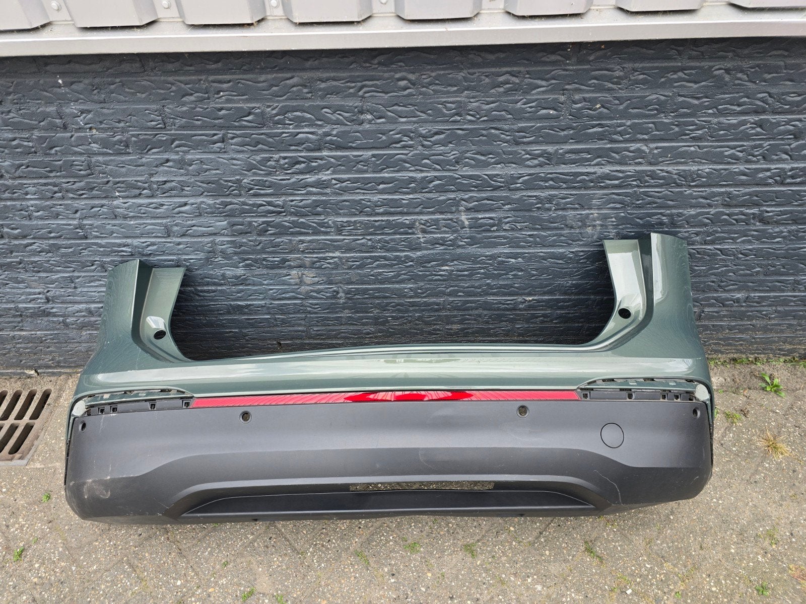 Achterbumper 4x pdc VW Tiguan 571 bj 2024-heden, Gebruikt, Volkswagen, Wolfsburg, Ophalen of Verzenden