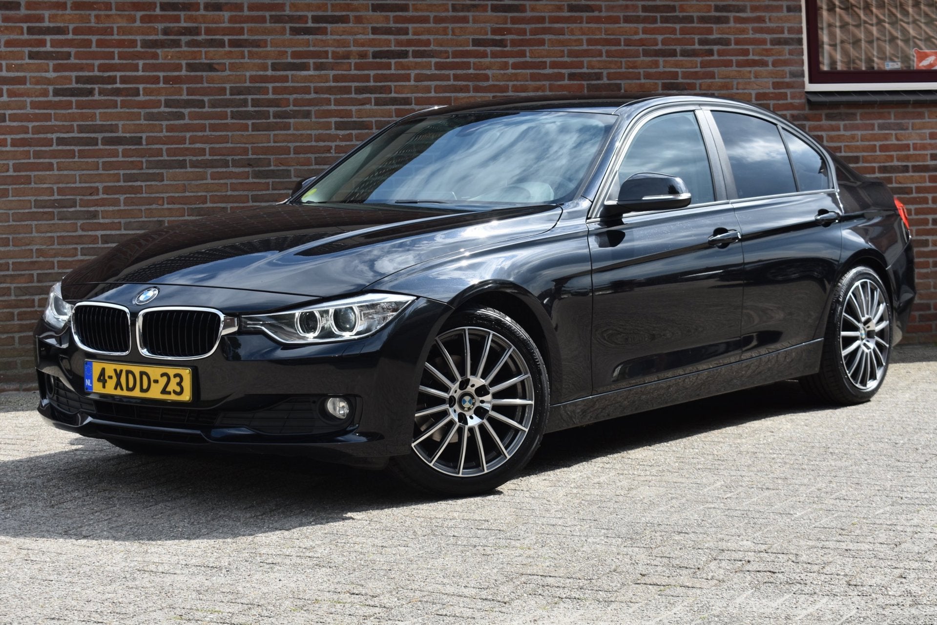 BMW 3-serie 320d EfficientDynamics Edition Executive '14 LED, Auto's, Automaat, Zwart, Origineel Nederlands, Diesel
