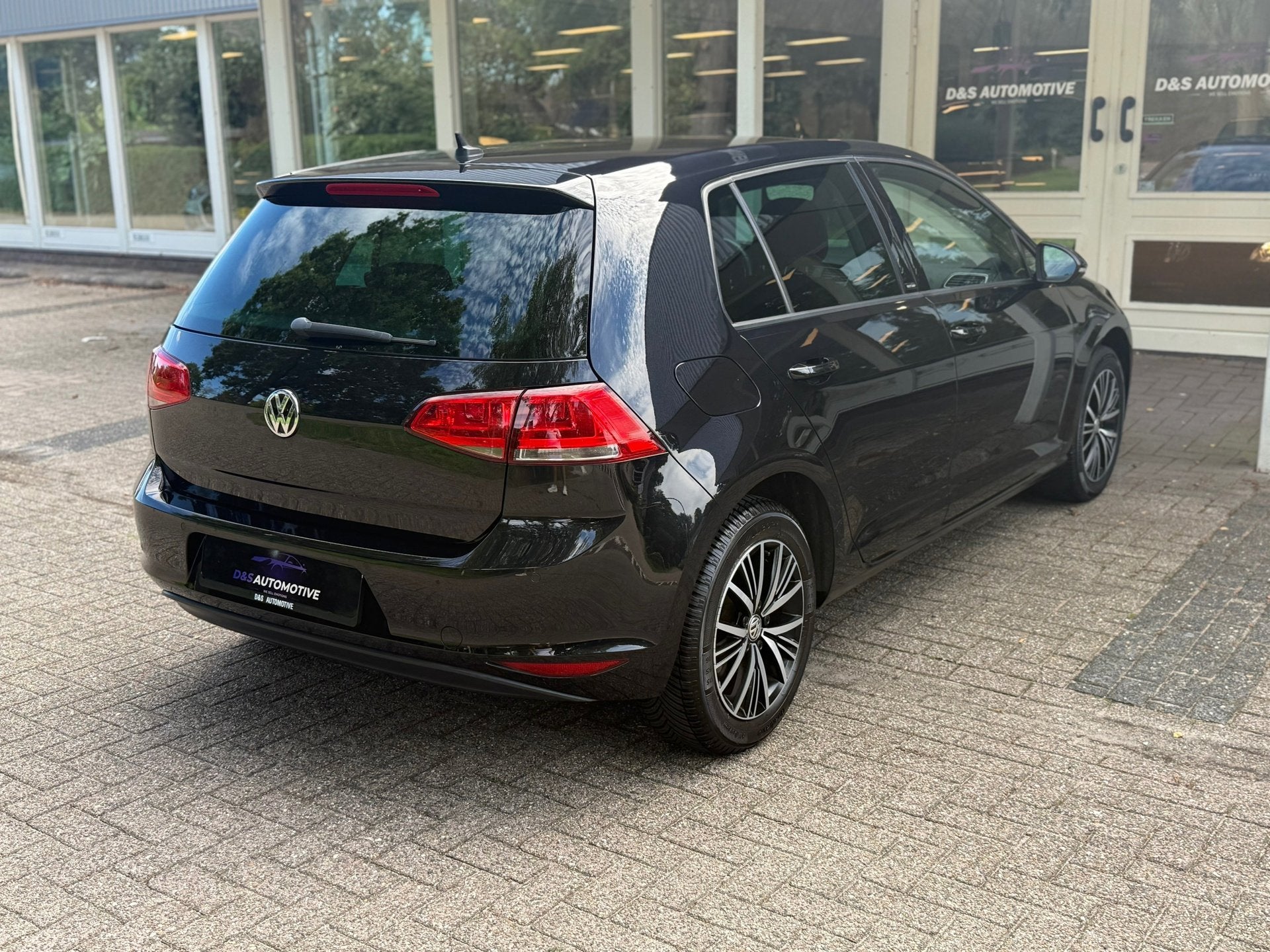Foto 7 van Volkswagen Golf 1.2 TSI Allstar CRUISE/STOELV/PDC/CLIMA,NAVI
