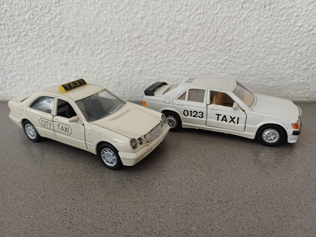 2x Mercedes Benz Taxi, Ophalen of Verzenden, Zo goed als nieuw, Auto, Overige merken