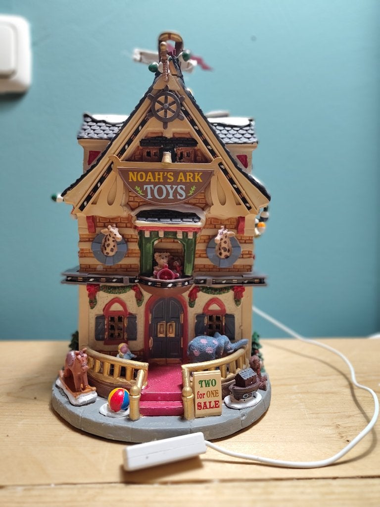 Lemax Noah’s Ark Toys #65130 - Caddington Village, Ophalen of Verzenden, Zo goed als nieuw