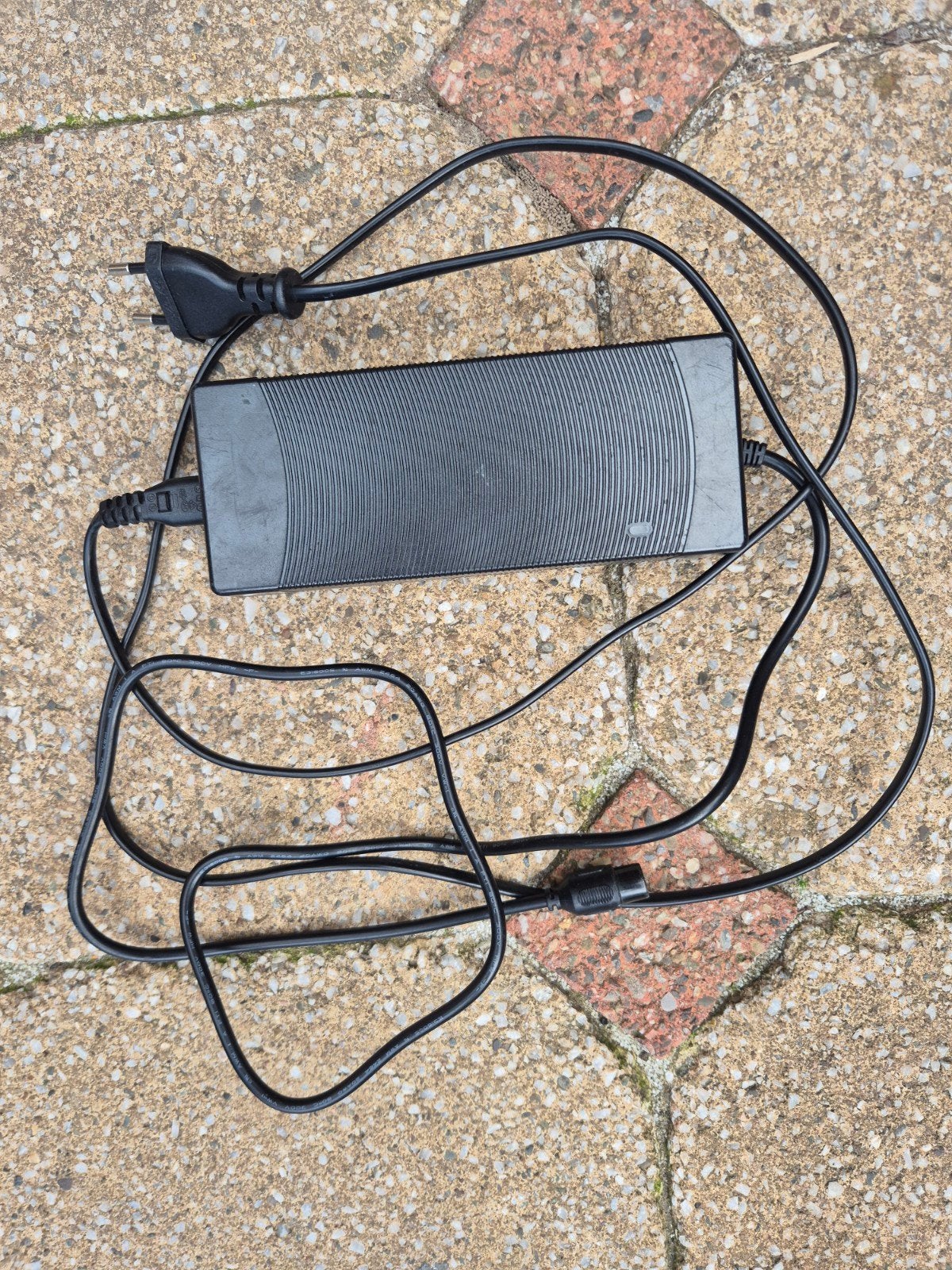 te koop fatbike v20 oplader, Ophalen of Verzenden, Gebruikt